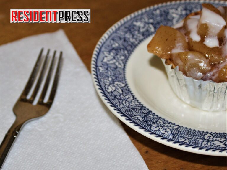 Two Ingredient Apple Pie Cinnamon Bites