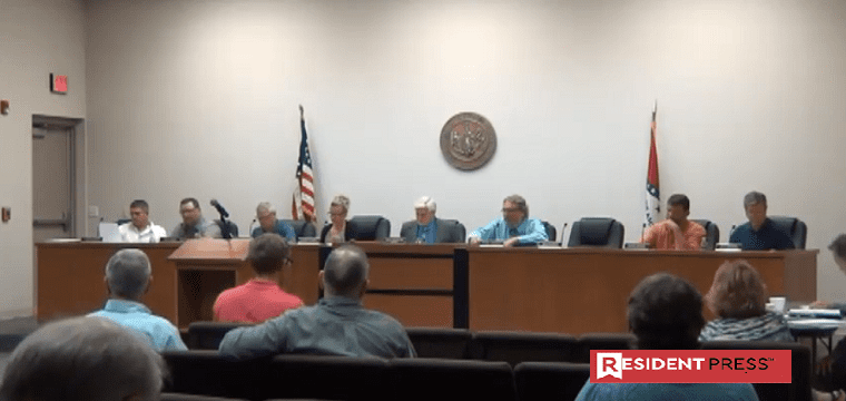 Greenwood-city-council-meeting