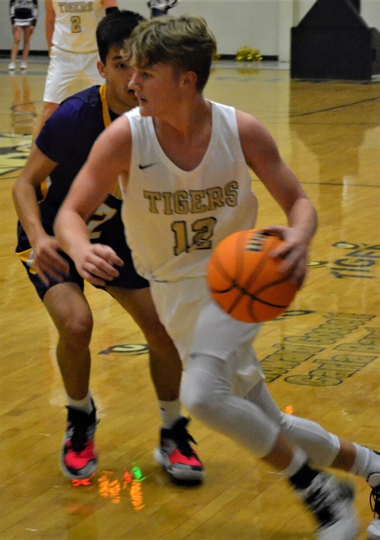 Charleston Girls & Boys Basketball Sweep Scranton at Tiger Center