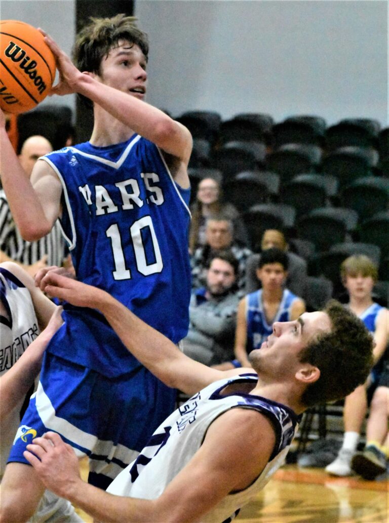 Paris Eagles Fall to Booneville in First Round of District Basketball Tournament