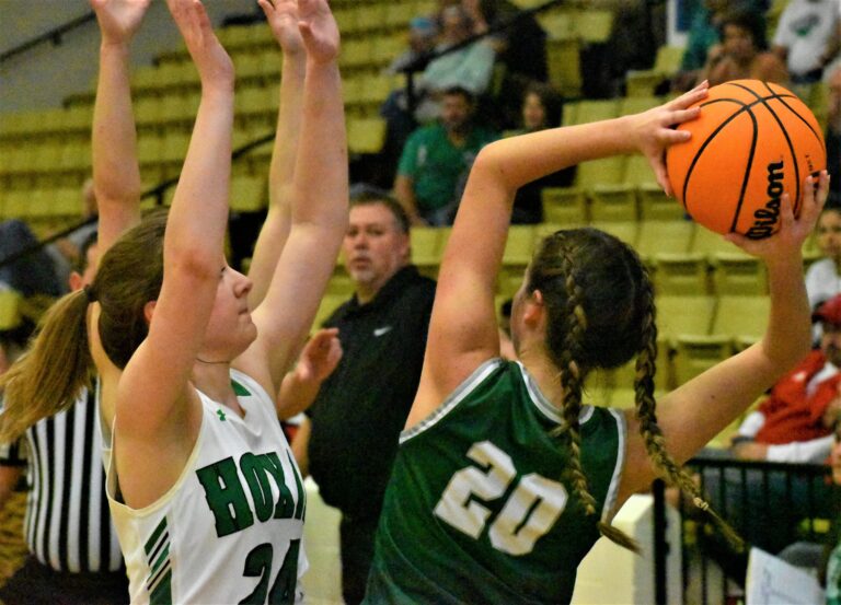 Class 3A State Basketball Tournament Underway in Charleston