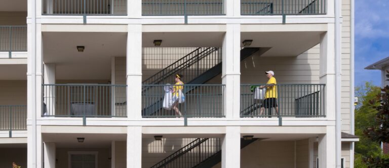 UAFS Students Begin Move-In
