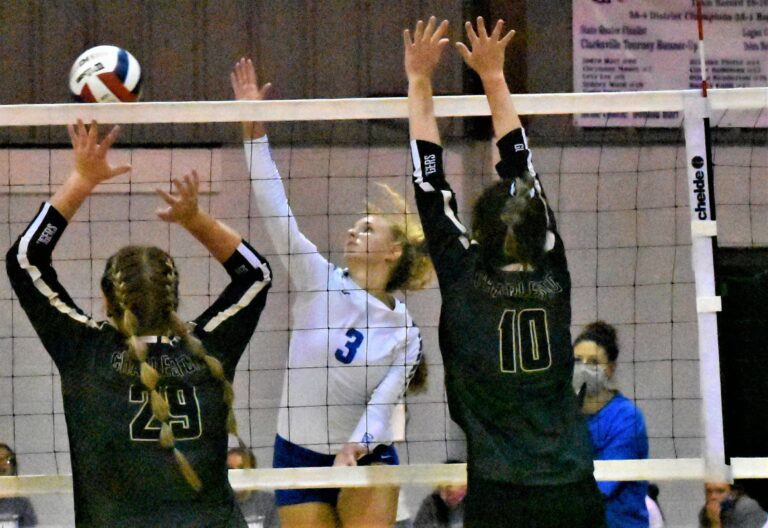Lady Eagles Get Big Conference Volleyball Win Over Charleston, 3-0