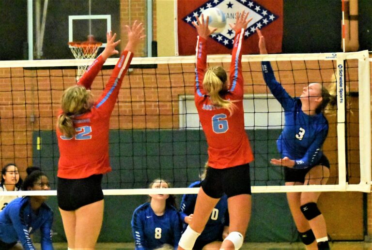 Paris Falls at Ft. Smith Southside for First Volleyball Loss of the Season