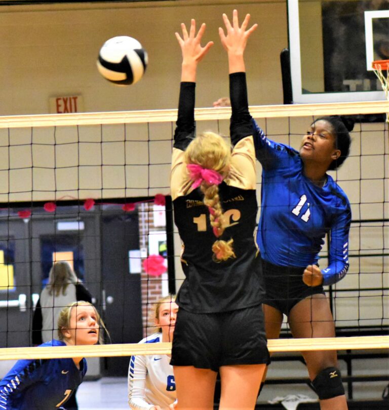 Paris Ends Conference Season Undefeated…and the #2 Seed in District Tournament…