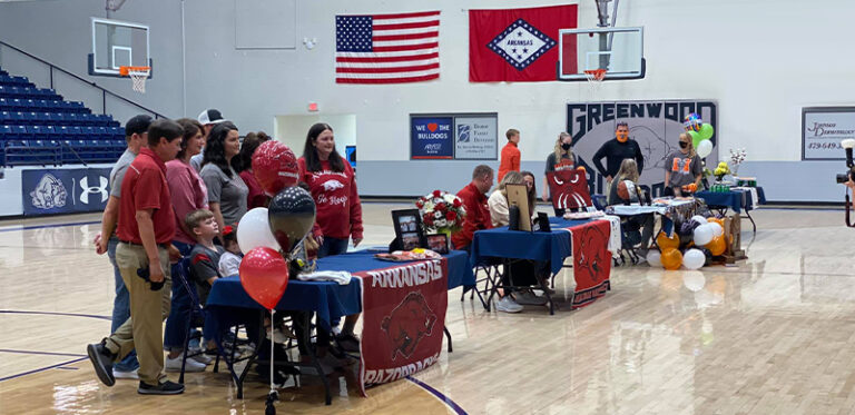 Five Lady Bulldogs Sign Letters of Intent