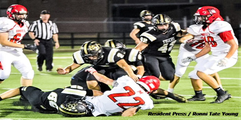 Undefeated Charleston Visits Improved Hackett in Huge 3A-1 Conference Game