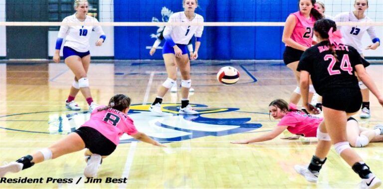 Hackett Asserts Dominance, Takes Lead in 3A West; Defeats Lady Eagles in Paris, 3-1
