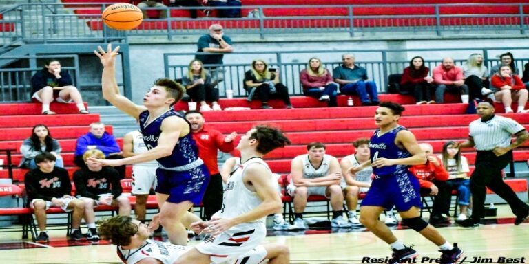 Mansfield Boys Defeat  Booneville Today to Win Consolation Game of Frye Classic
