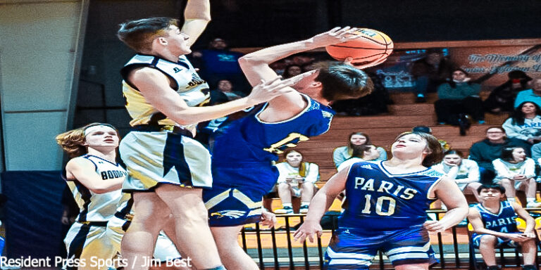 Paris Jr. Boys Basketball Season Comes to an End at the Jr High District Tournament vs Booneville