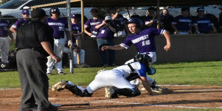 Booneville Survives Late Paris Rally, Defeats Eagles 8-7