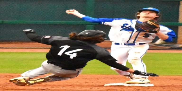 Paris Comes From Behind to Defeat Dover 9-8 in the Bottom of the Ninth at ARVEST Ballpark