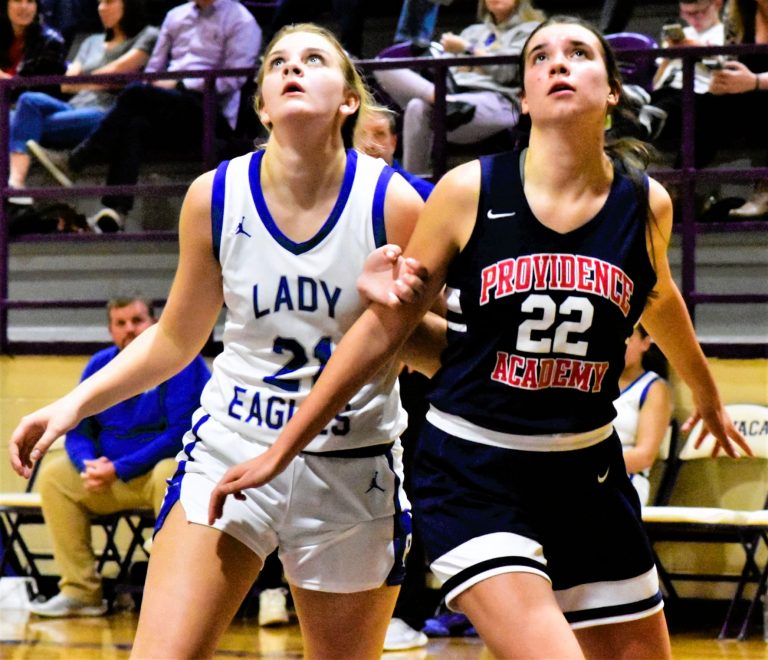 Paris’s Brailey Forst Continues to Follow Her Dream of Playing Collegiate Sports