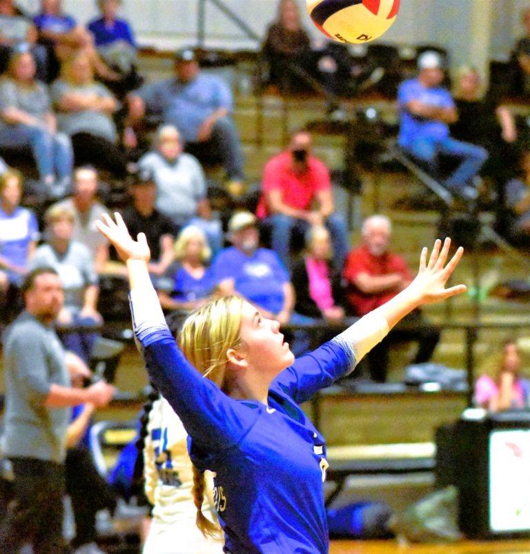 Lady Eagles on Road in Week Three for Big Tests at West Fork and Hackett