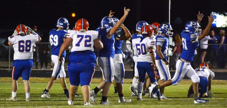 Paris Defeats Two Rivers 34-21 for Homecoming Victory