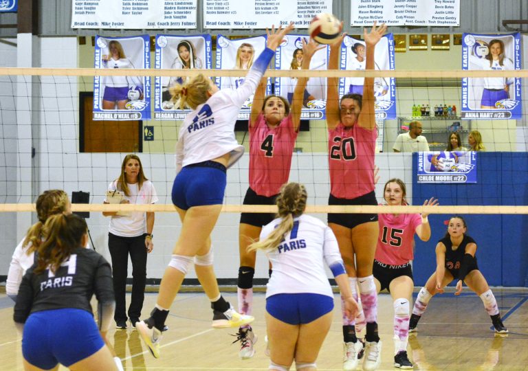 Paris Volleyball Begins Post-Season Play on October 15