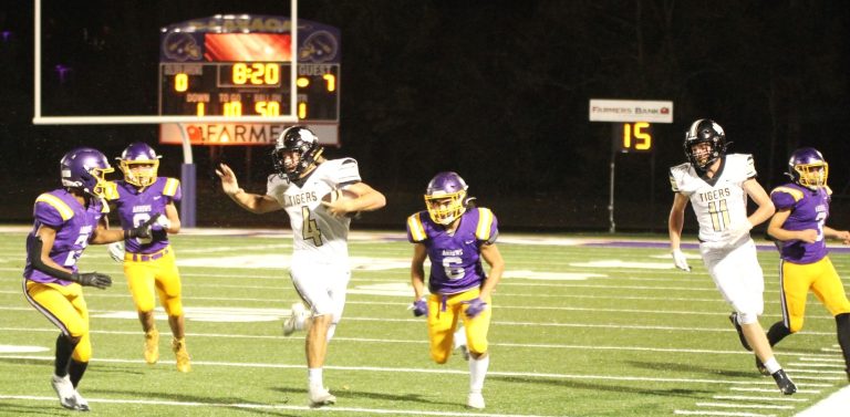 Charleston Defeats Lavaca 48-0 to Wrap-up Undefeated Conference Championship