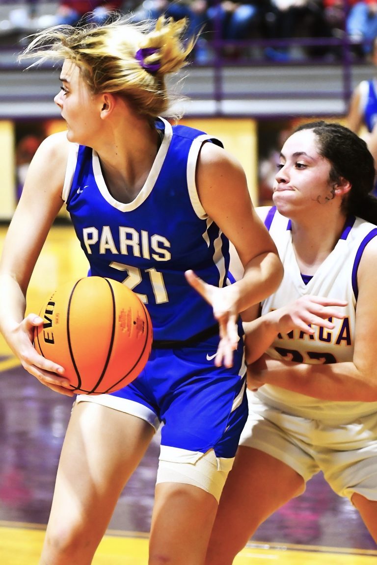 Paris Girls Fall in Hard Fought Game at Lavaca in Invitational Tournament