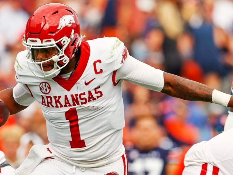 Arkansas Survives Kansas Comeback to Win the Autozone Liberty Bowl