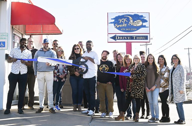 KK Smoke Shop is Yet Another New Business to Open in Paris
