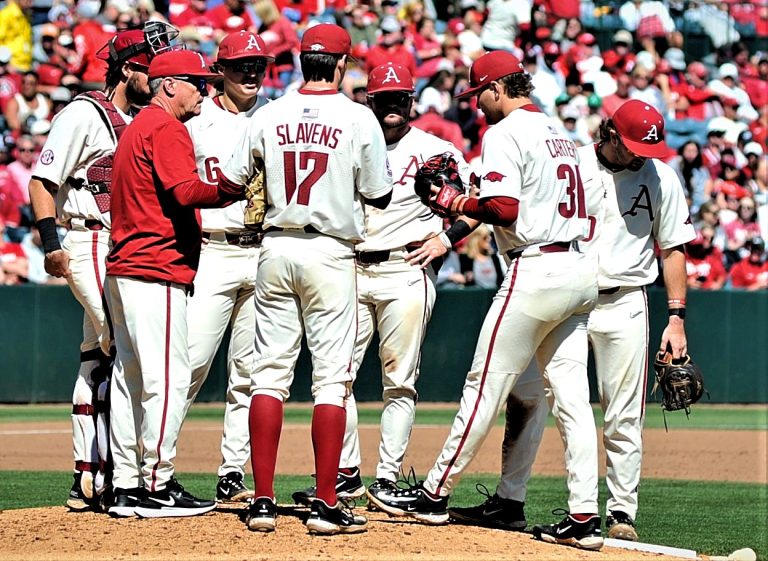 Hogs’ Pitching Struggles Continue in 7-3 Loss to Georgia