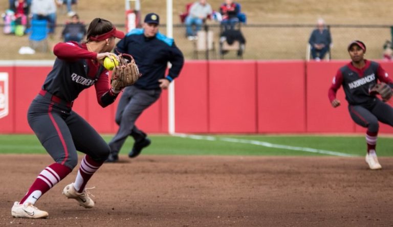 Arkansas Softball Drops Series Opener to Georgia on Thursday