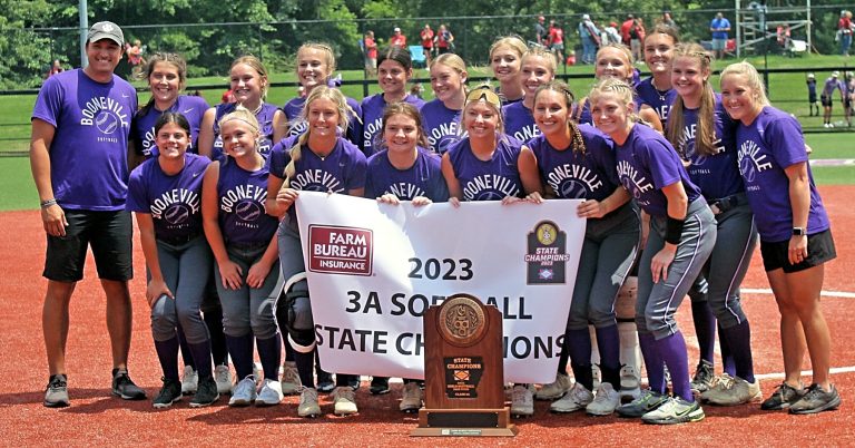 STATE CHAMPIONS!                    Booneville Lady Bearcats Win the Class 3A State Championship!