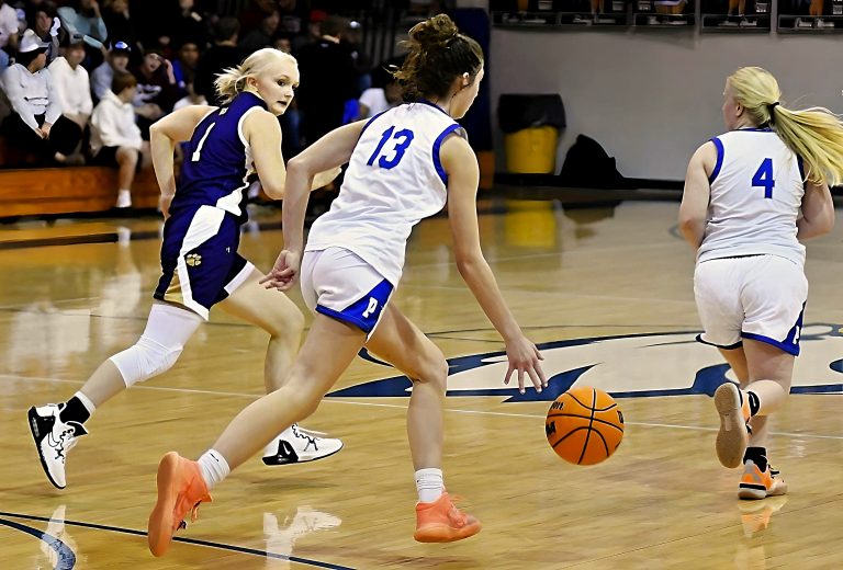 Paris Lady Eagles Basketball Setting Their Sights on Returning to the Postseason