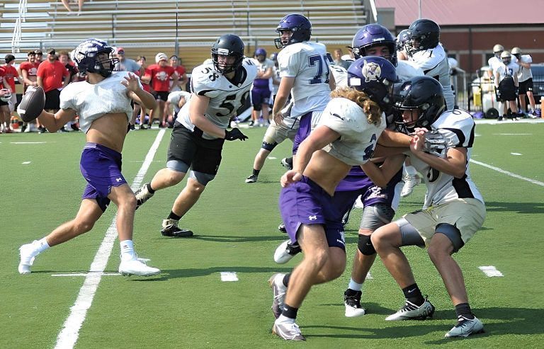 River Valley & Oklahoma Teams Participate in Charleston Football Camp