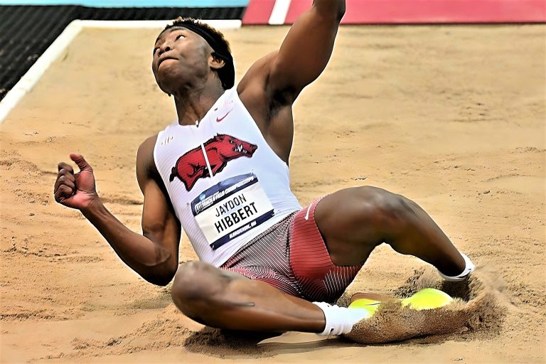 Jaydon Hibbert Becomes Third Razorback Finalist for the Bowerman Award
