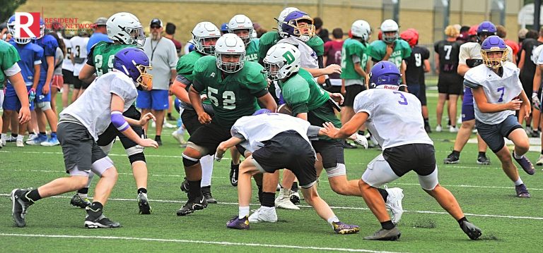 Charleston Hosts Lavaca Friday in the Final Regular Season Game for the Tigers