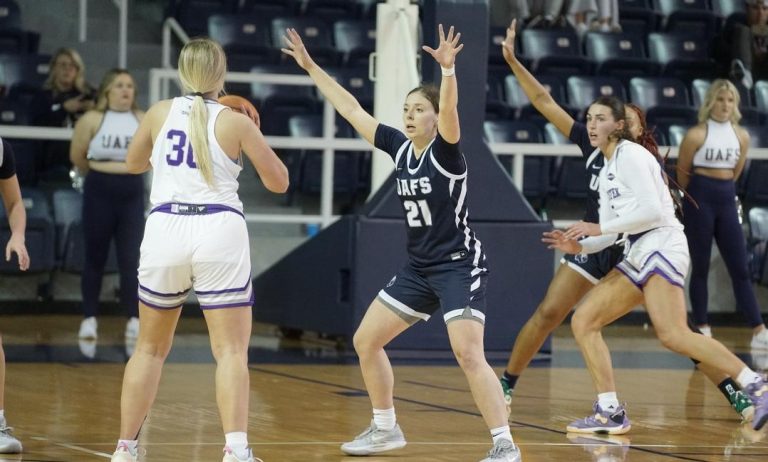 WBB: Stingy defense leads Lions to weekend sweep of Westminster