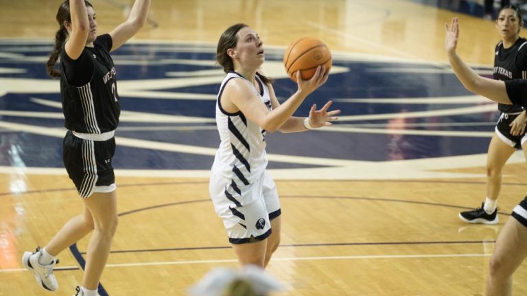 Boyett becomes D2 era leading scorer in win at Angelo State