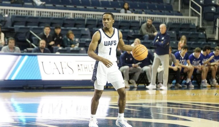 Lions to resume conference play at No. 6 DBU