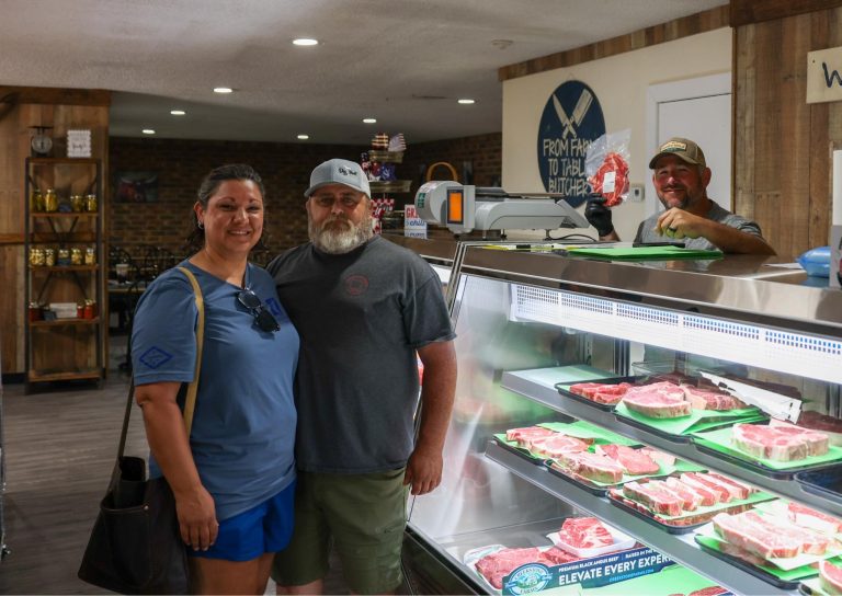 J&D Meat Market and Simply Smoked Opens in Greenwood