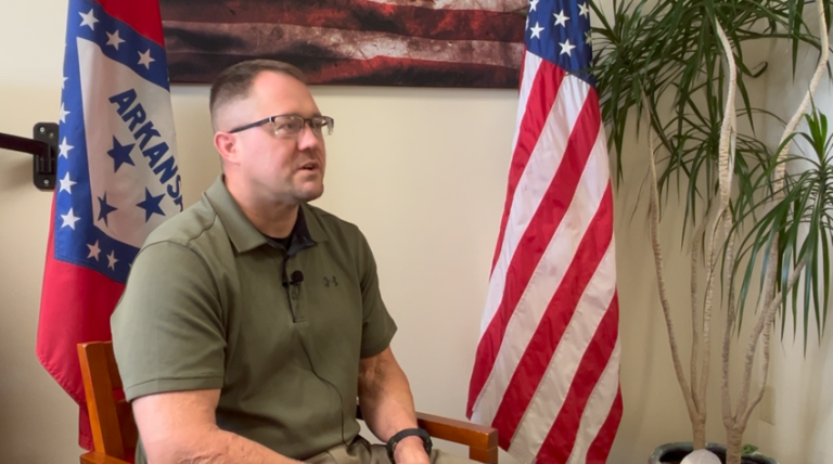 Boozman Shares Memories of Rogers Veteran