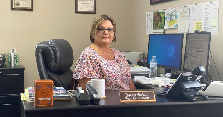Walker Receives Master Municipal Clerk Designation