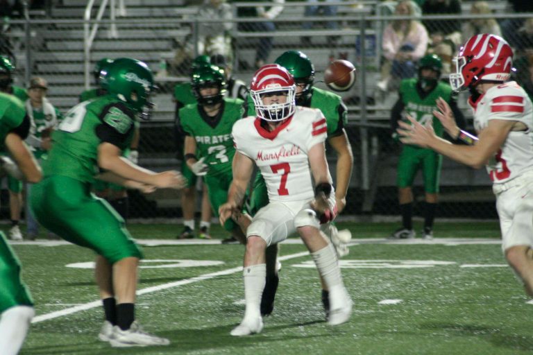 SR Tigers “Arg”uably Perfect In Win Against Pirates