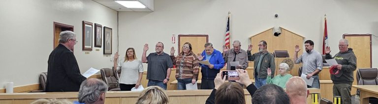 Scott County Officials Take Oath of Office