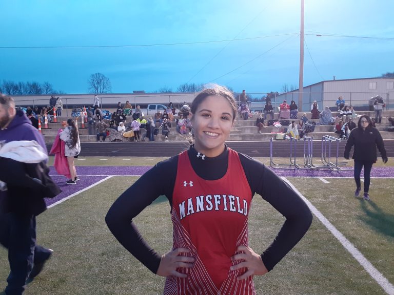 Mansfield Lady Thinclads Compete at Ozark Jr Meet