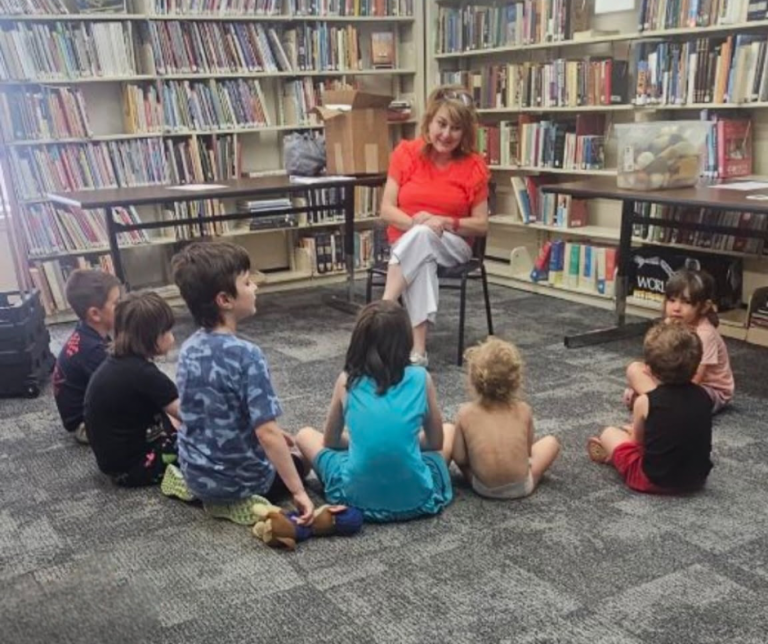 Story Time Fun Kicks Off Summer Reading at Scott County Library
