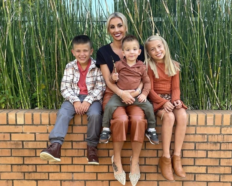 ASPSF Accepting Fall ScholarshipApplications From Single Parents