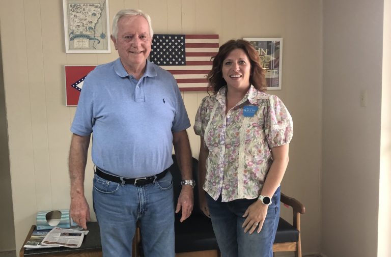Malloy Campaigns in Scott County, Highlights Senior Issues and First Responder Efforts