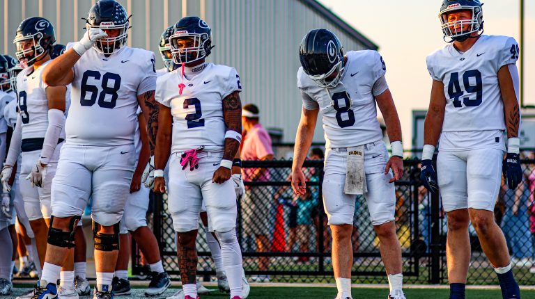 Greenwood Goes 3-0 With 2-Point Conversion