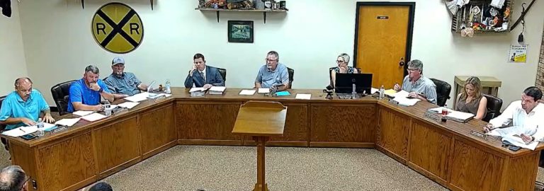 Waldron City Council Votes Down Trash Can Ordinance