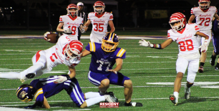 SR Tigers Melt Down Lavaca’s Scoreboard With 70-14 Record Setting Win