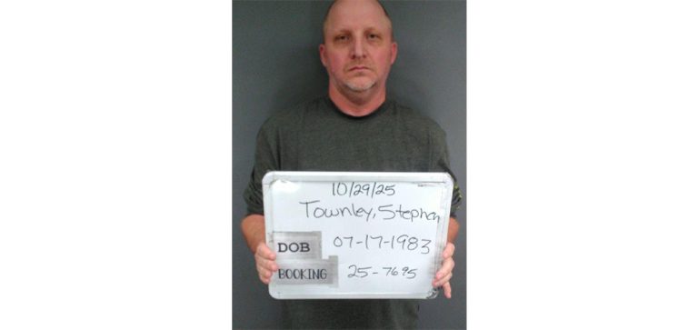 Mansfield Officer Arrested After Investigation into Pawned Firearms