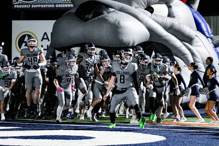 Bulldogs Move On To Semi-Finals