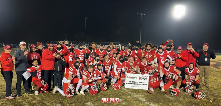Mansfield Hammers Salem To Earn A Swing At The Rock