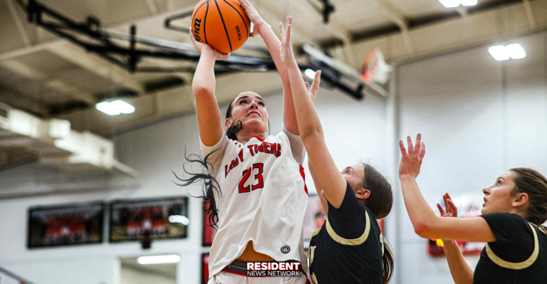 SR Lady Tigers Win By A Whisker over Charleston